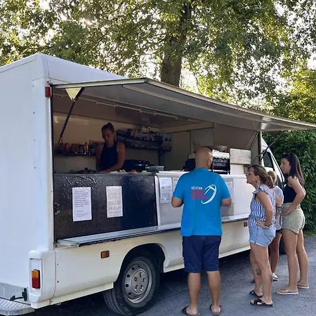 Mobil 2 A - Api-1-52-1701 Camping *