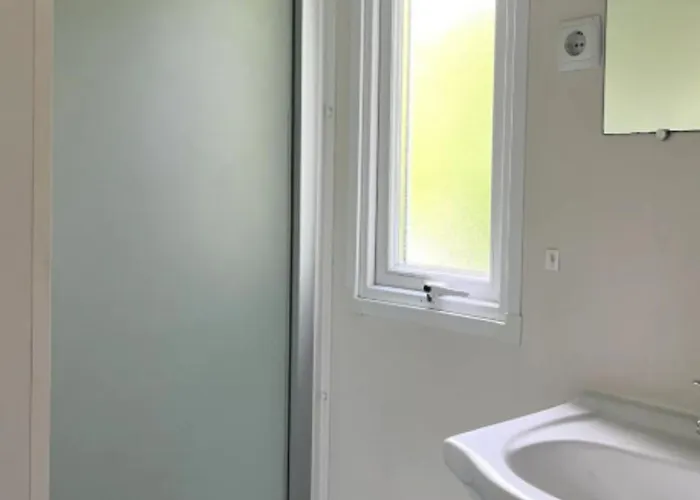 Mobil 2 à - Api-1-52-1701 * Angicourt