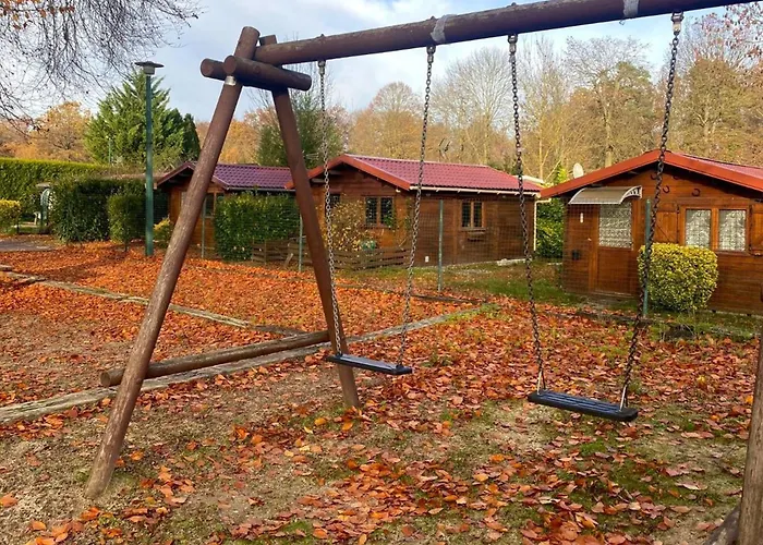 Mobil 2 à - Api-1-52-1701 Camping Angicourt