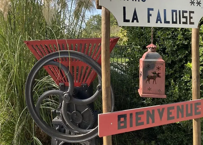 Mobil 2 à - Api-1-52-1701 Camping *